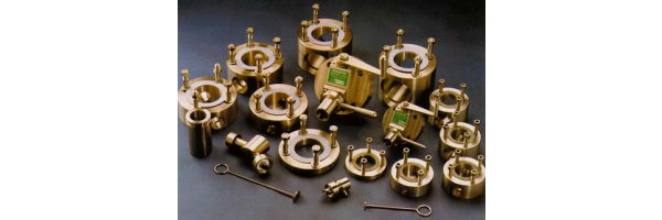 Sampling valves